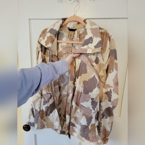 NWOT Indygena Podroz Pastel Camo Jacket - Picture 6 of 11